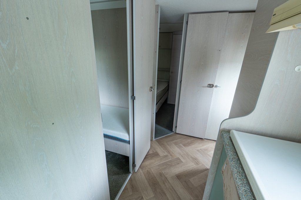 Chalet / woonunit 9x3,5m - Zeer netjes, Caravans en Kamperen, Ophalen, Gebruikt