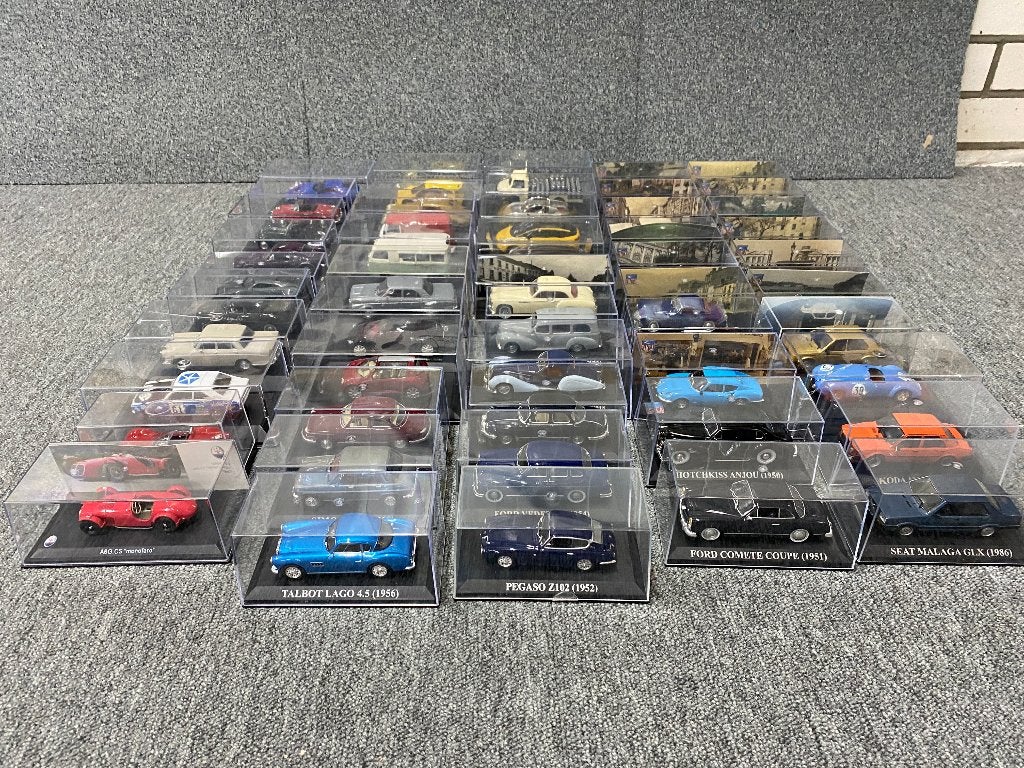 50x Franse + Engels tijdschrijfmodellen 1:43 ATLAS IXO etc, Auto, Onbekend, Zo goed als nieuw, Onbekend