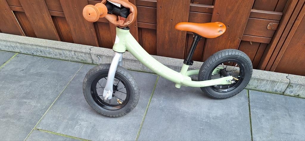 Loopfiets groen met bruin zadel  Bendits and Angels Escape, Ophalen, Gebruikt, Loopfiets
