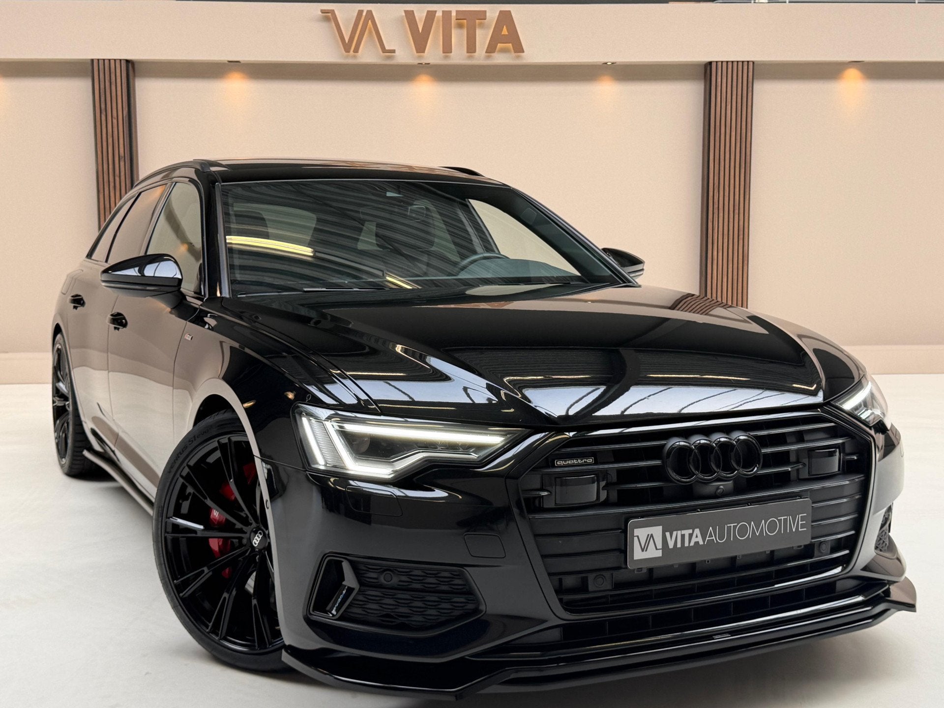 Audi A6 Avant 50 TFSI e quattro S edition 299pk||Pano|B&O|36, Auto's, Audi, Automaat, 77 km/l, Gebruikt, Zwart