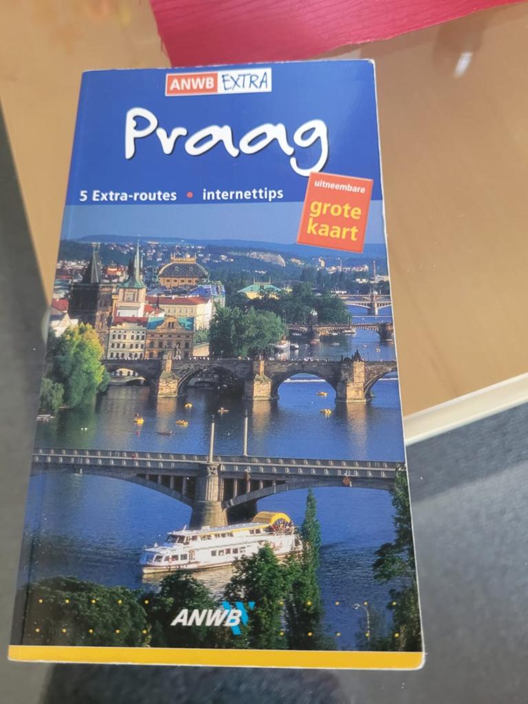 Praag anwb gids anwb extra praha prague, Europa, Ophalen of Verzenden, Zo goed als nieuw, Reisgids of -boek