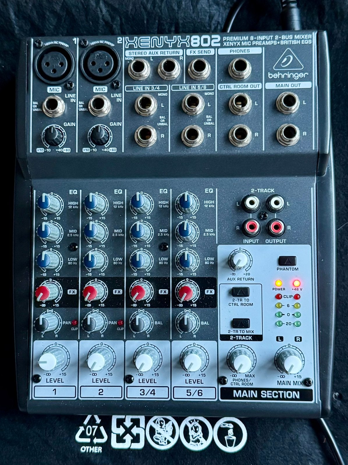 Behringer XENYX 802 – 8-input 2-bus mengpaneel – mixer, Muziek en Instrumenten, Ophalen of Verzenden, Zo goed als nieuw