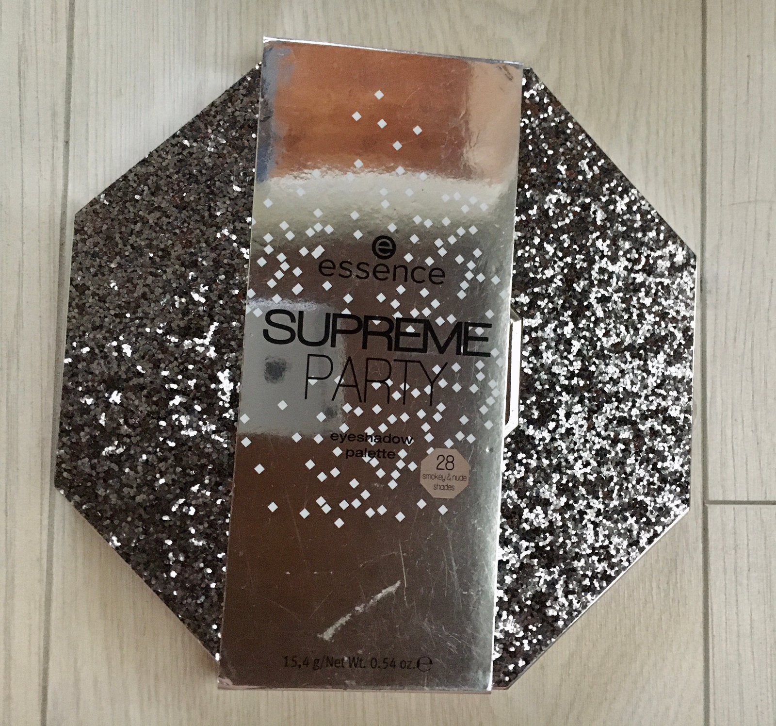 Nieuw Essence oogschaduw palette, Nieuw, Ophalen of Verzenden, Make-up, Overige kleuren