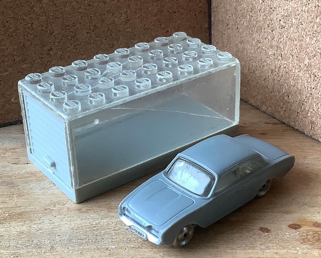 Lego Ford Taunus 17m met Lego garage 263, Ophalen of Verzenden, Gebruikt, Auto, Overige merken