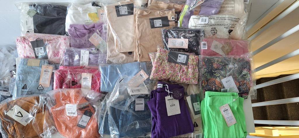 28pcs Restpartij Kinderkleding Lente/Zomer - topmerken, Kinderen en Baby's, Onbekend, Nieuw, Overige maten, Ophalen of Verzenden