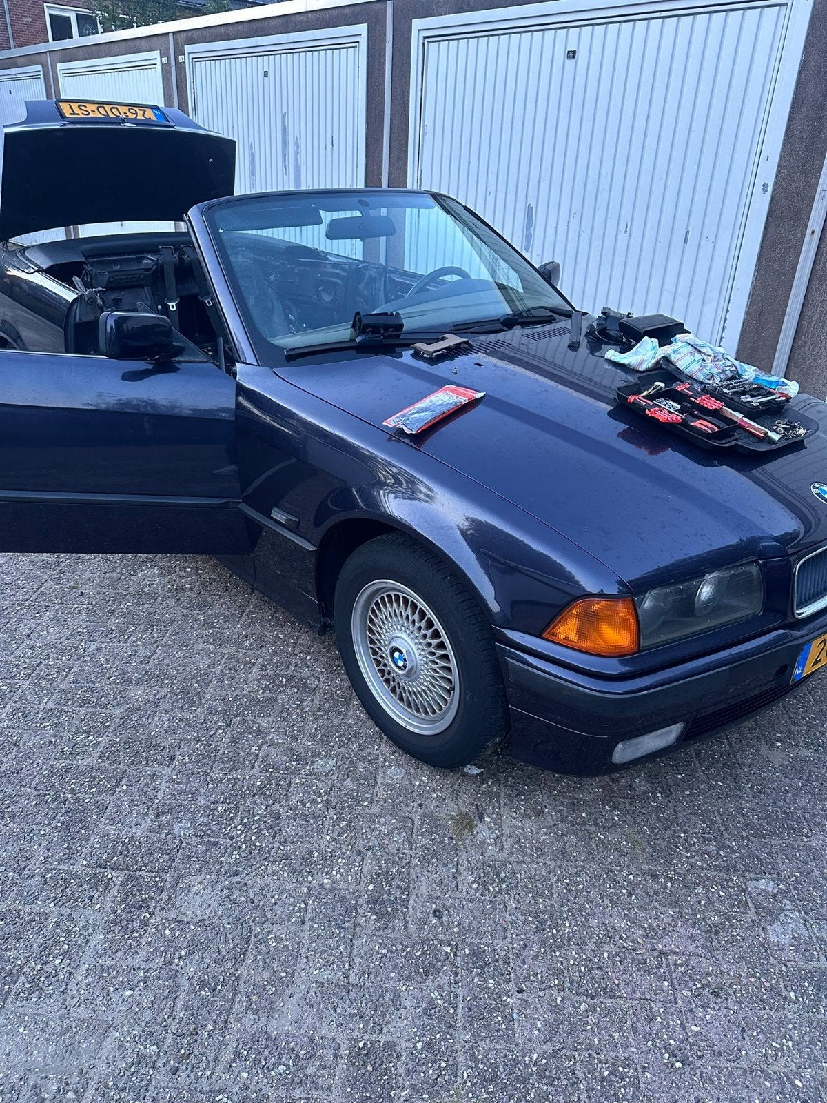 BMW E36 Cabrio 318i Automaat – Donor/project €1.500, Auto's, Particulier, Te koop