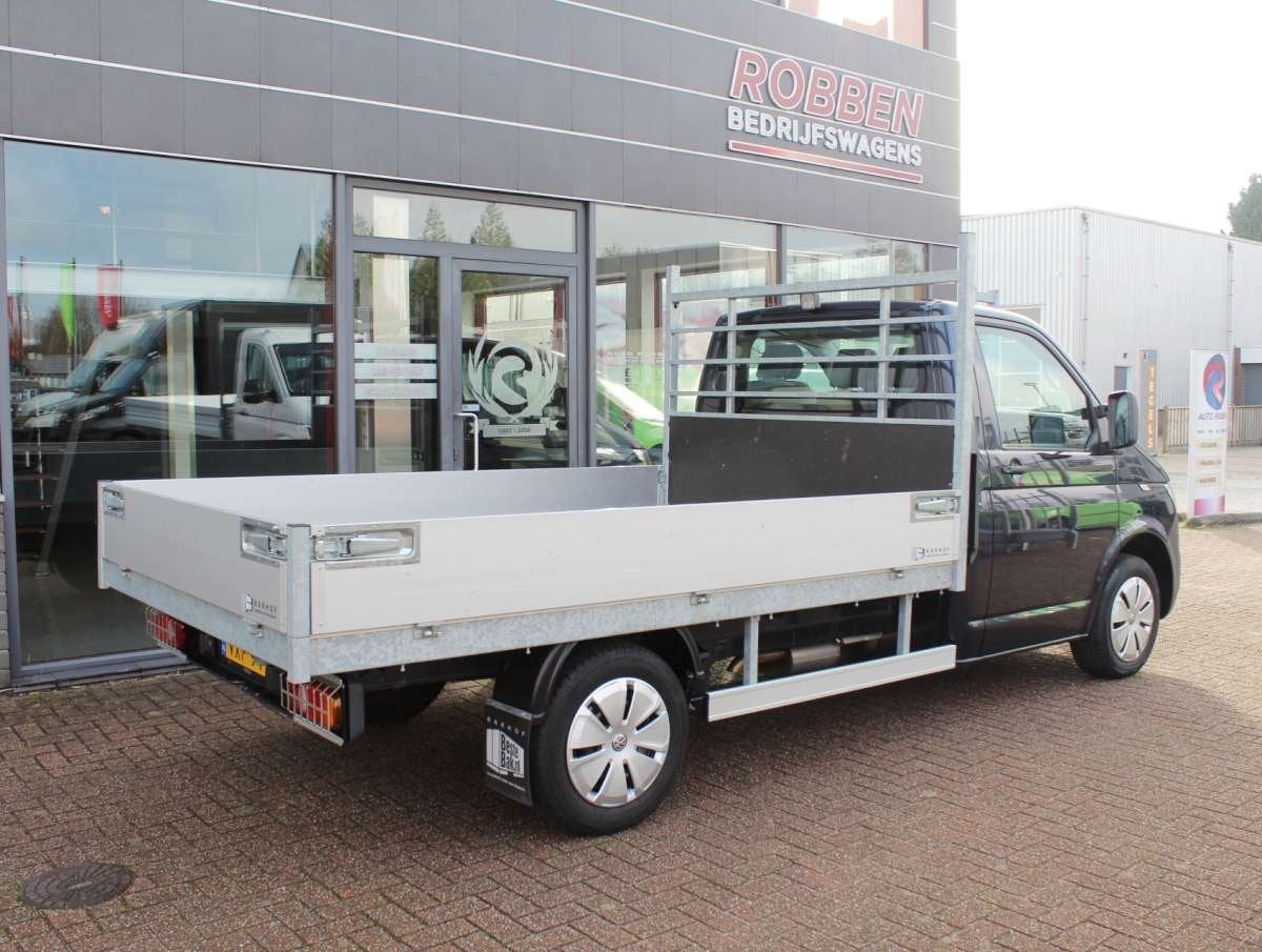 Volkswagen Transporter T6.1 2.0 TDI L2H1 30 Pick-up / Open L, Voorwielaandrijving, Dealer onderhouden, Gebruikt, 4 cilinders