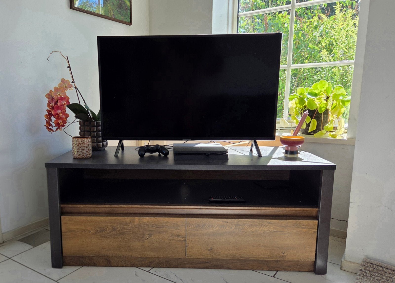 TV-meubel met opbergruimte en kabeldoorvoer, Overige houtsoorten, Gebruikt, 100 tot 150 cm, Ophalen of Verzenden