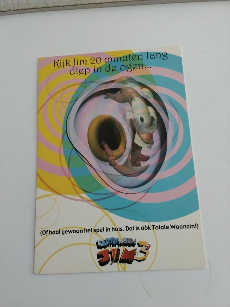 Earth Worm Jim 3D/ kijk Jim 20 minuten lang diep in de ogen., Verzamelen, Ansichtkaarten | Themakaarten, Ophalen of Verzenden