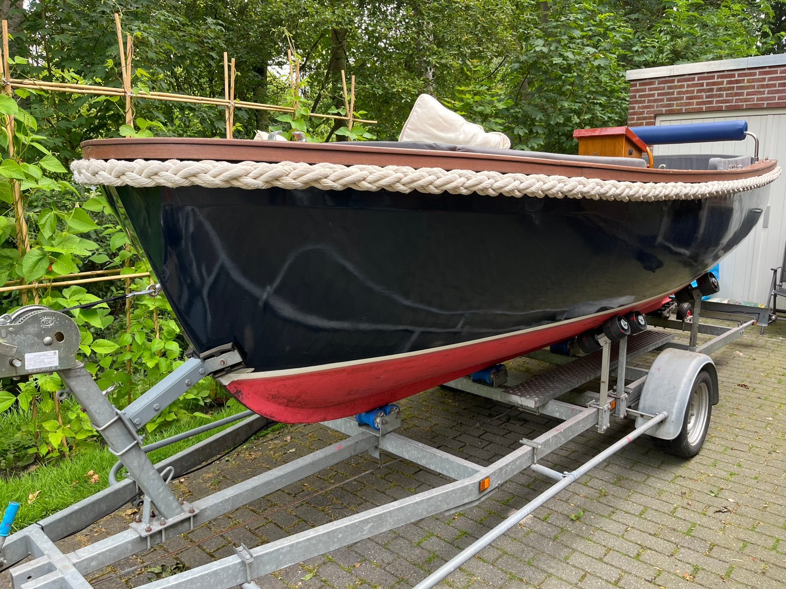 Sloep met ligplaats en trailer, Ophalen, Gebruikt, Binnenboordmotor, Diesel