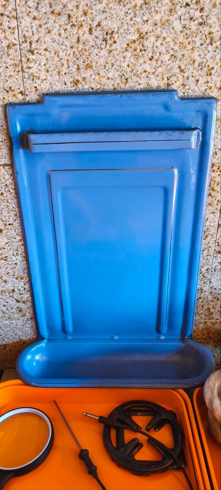 Vintage blauwe geëmailleerde schaal/bak, Antiek en Kunst, Antiek | Emaille, Ophalen of Verzenden