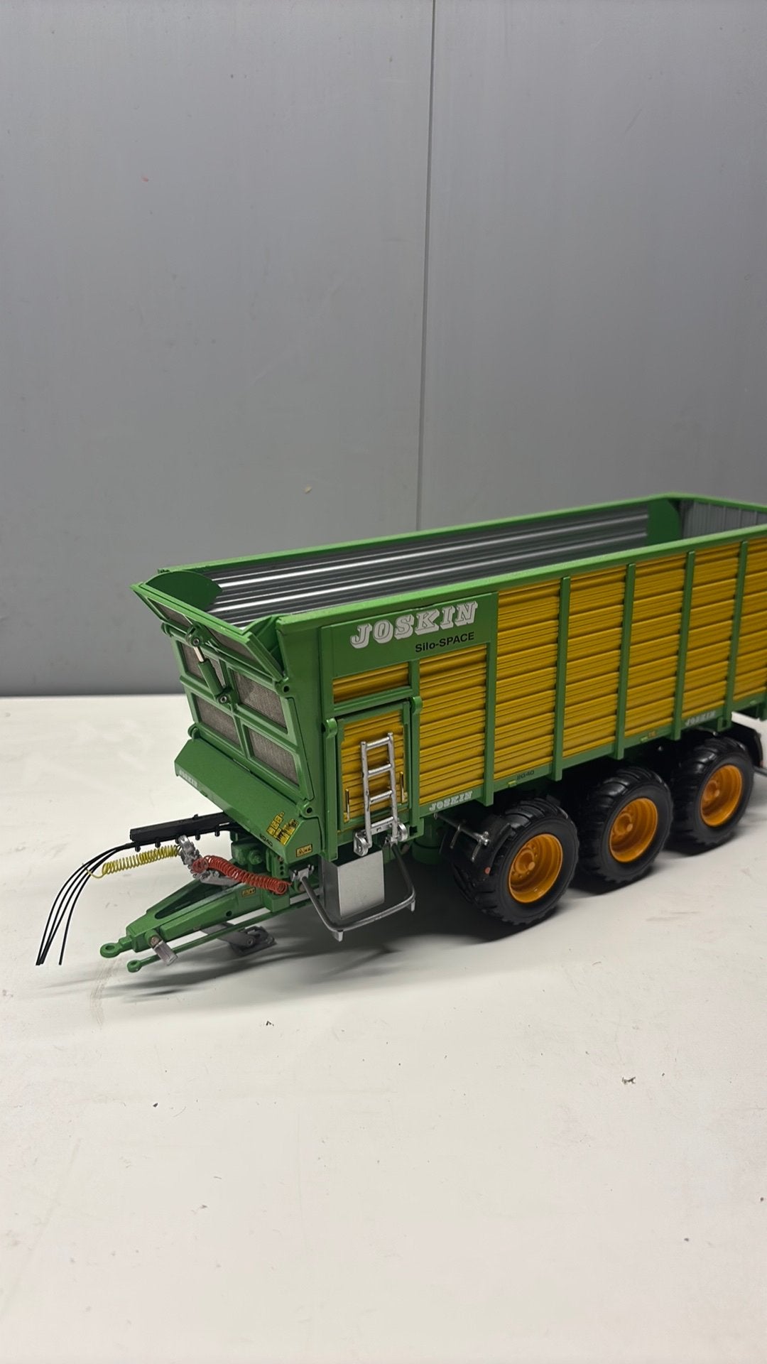 Nette joskin silo space, Ophalen of Verzenden, Zo goed als nieuw, Tractor of Landbouw, Universal Hobbies