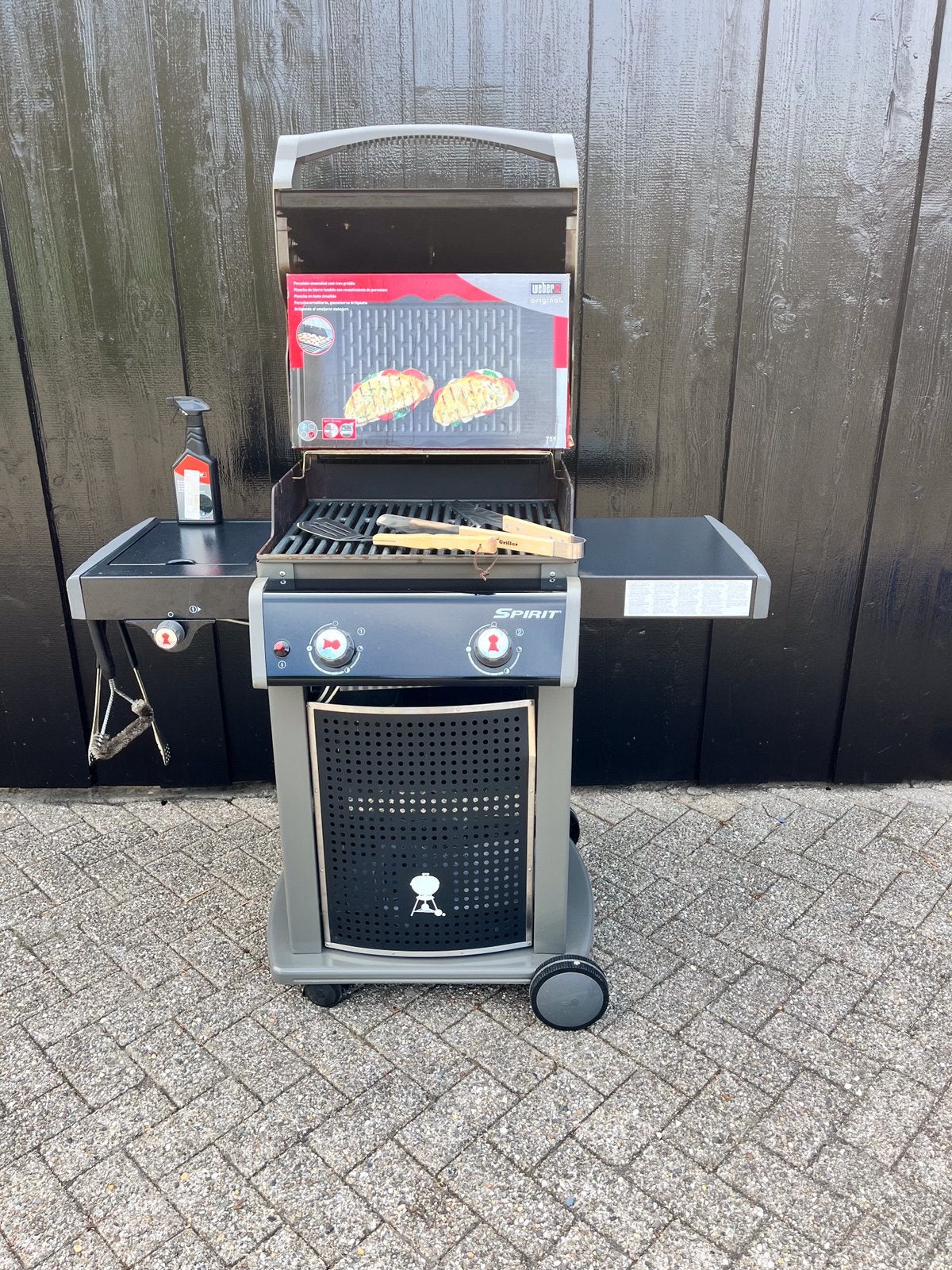 Weber Spirit gasbarbecue/buitenkeuken incl bakplaat en hoes, Ophalen, Zo goed als nieuw
