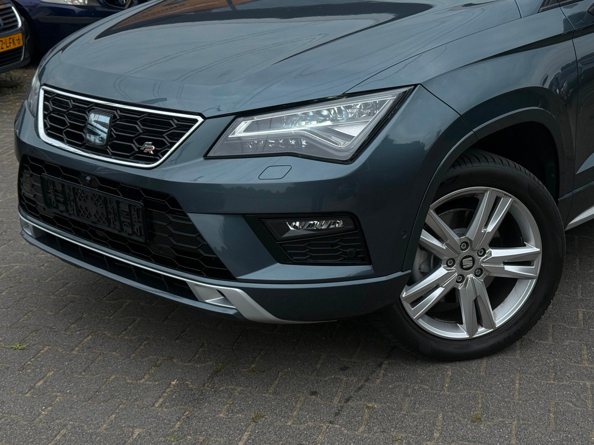 SEAT Ateca 1.5 TSI FR Business Intense PANO/ACC/360*CAMERA/B, Auto's, Seat, Zwart, 150 pk, Origineel Nederlands, Bedrijf