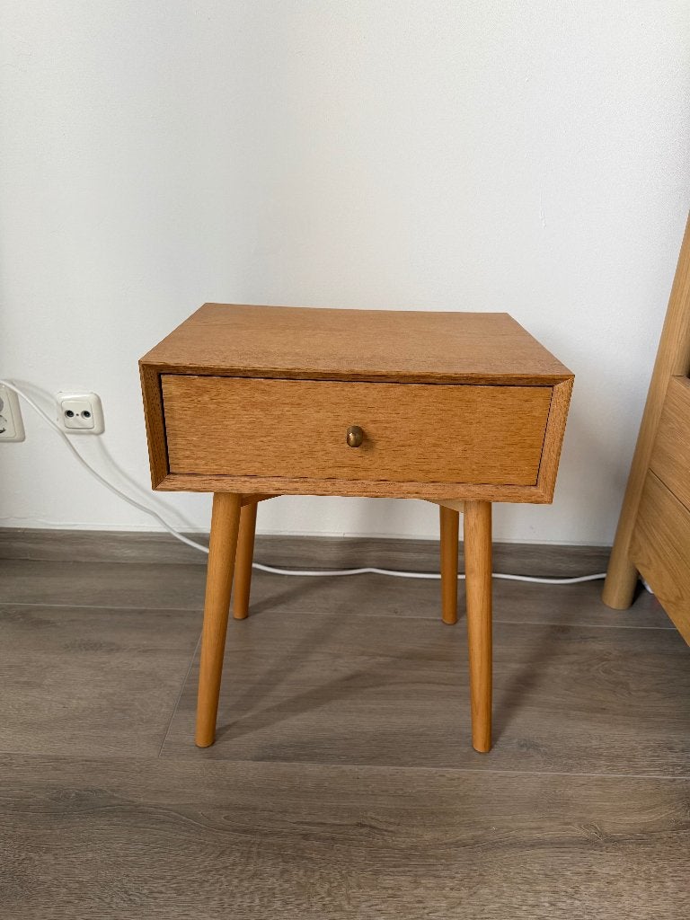 JYSK HOKKSUND nachtkastjes set van 2 naturel eiken, Gebruikt, 45 tot 65 cm, Hout, 55 tot 70 cm