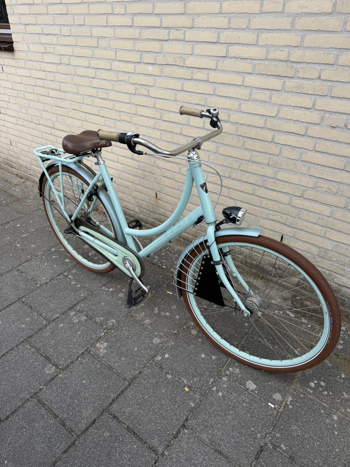 Batavus Diva 28 inch 3 versnellingen, Fietsen en Brommers, Fietsen | Dames | Damesfietsen, Ophalen, Zo goed als nieuw, Versnellingen