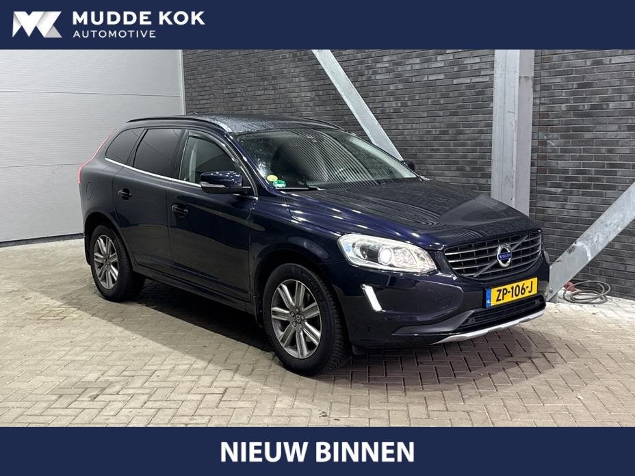 Volvo XC60 2.0 D3 FWD Momentum | Trekhaak | Keyless Entry |, Auto's, Volvo, 4 cilinders, Blauw, Leder en Stof, Bedrijf