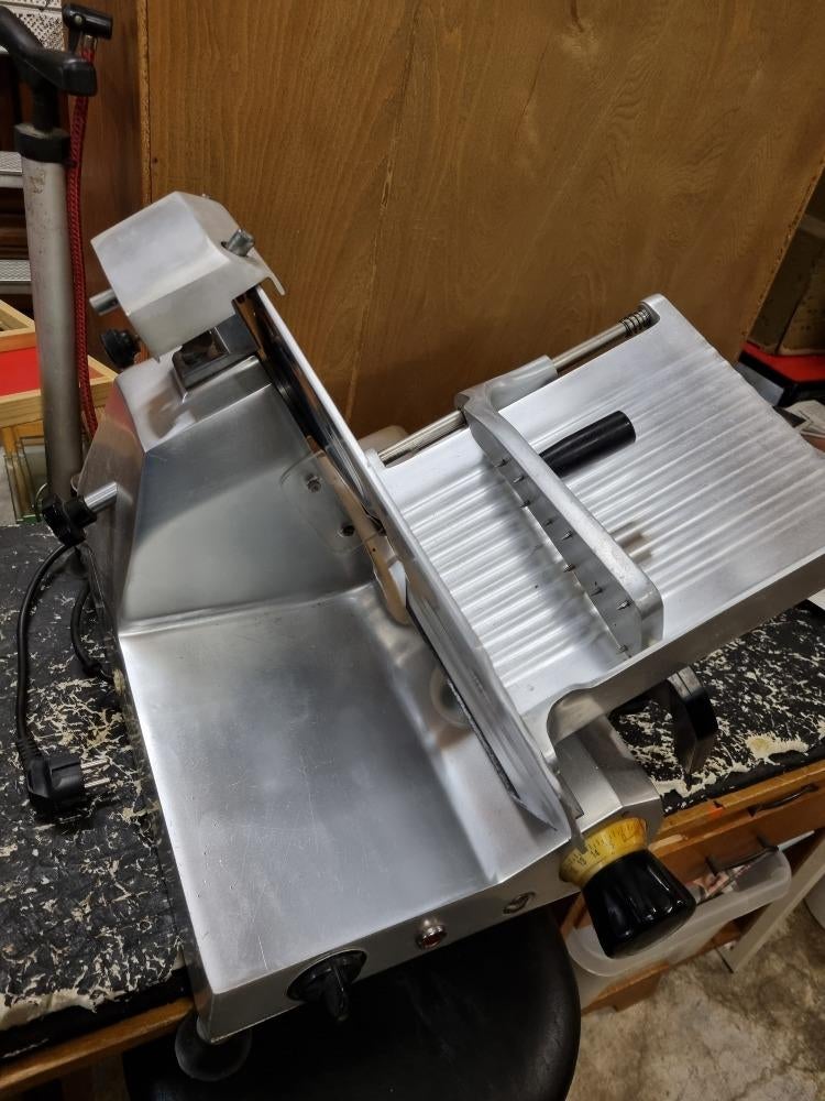 vleessnijmachine mach emga 220volt, Ophalen of Verzenden, 'T Olde Gre-j, Info@toldegrej.nl, Endepoelstraat 20f Didam
