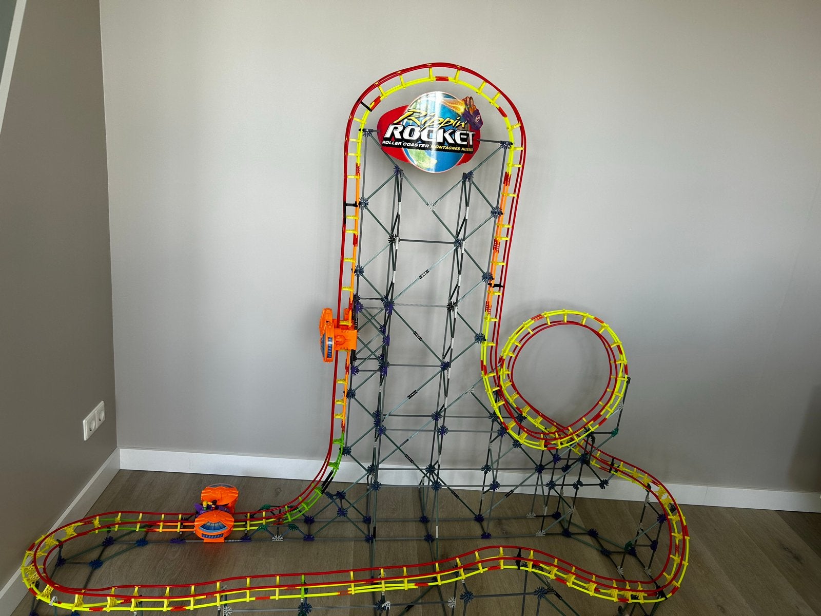 Knex Rippin' Rocket Achtbaan met wagen en lanceerapparaten, Ophalen, Gebruikt, Jongen of Meisje