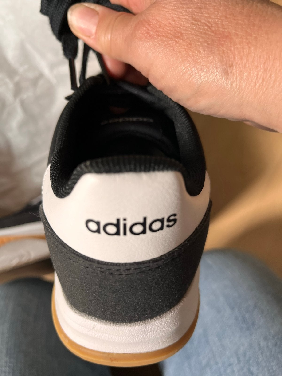 Adidas Run 70s 2.0 J Sneakers - Nieuw in doos, Zwart, Nieuw, Ophalen of Verzenden, Sneakers of Gympen