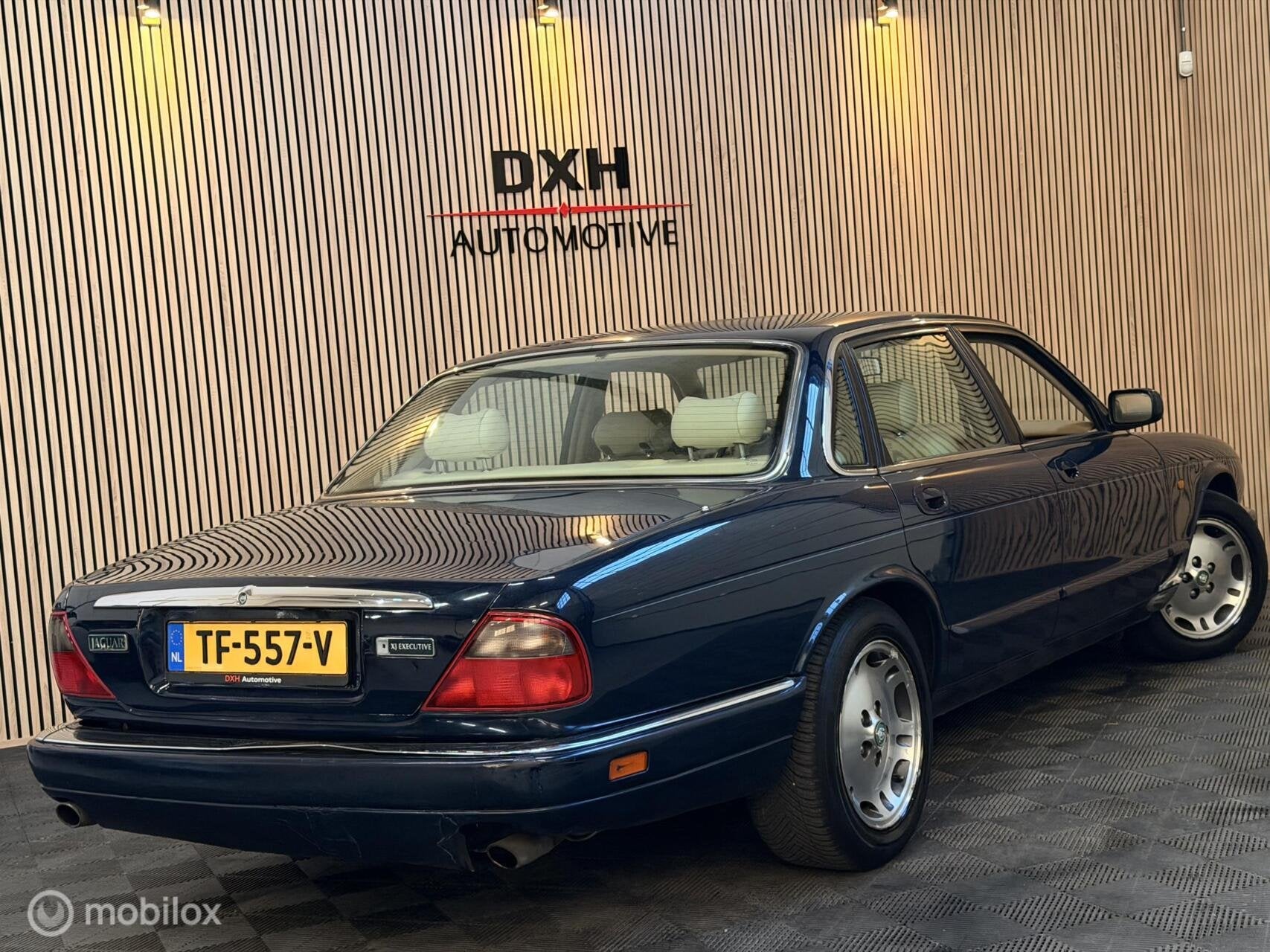 Jaguar XJ 4.0 Sport V6 AUT APK-5/2027 BEIGE-LEDER + HOUT, Achterwielaandrijving, Gebruikt, Beige, Automatische klimaatregeling