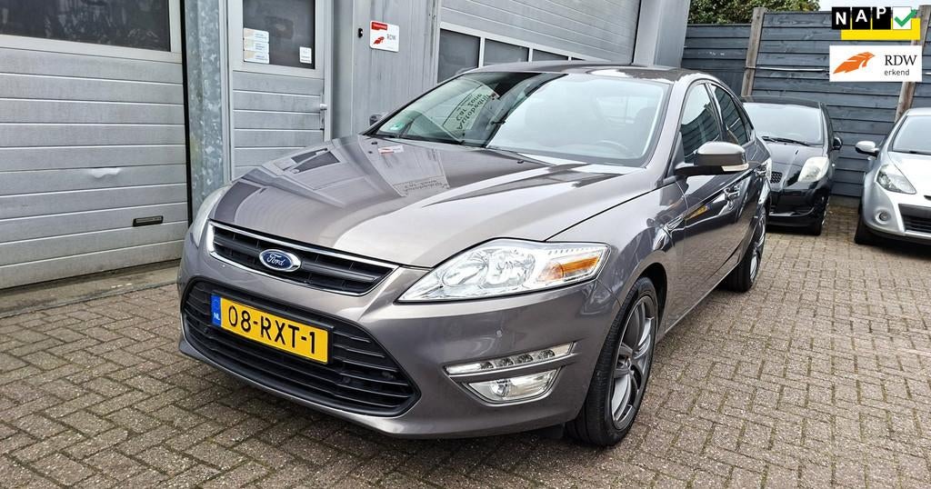 Ford Mondeo 1.6 EcoBoost Trend Business-Navi-Clima-Cruie-PDC, Auto's, Voorwielaandrijving, Stof, Gebruikt, Zwart