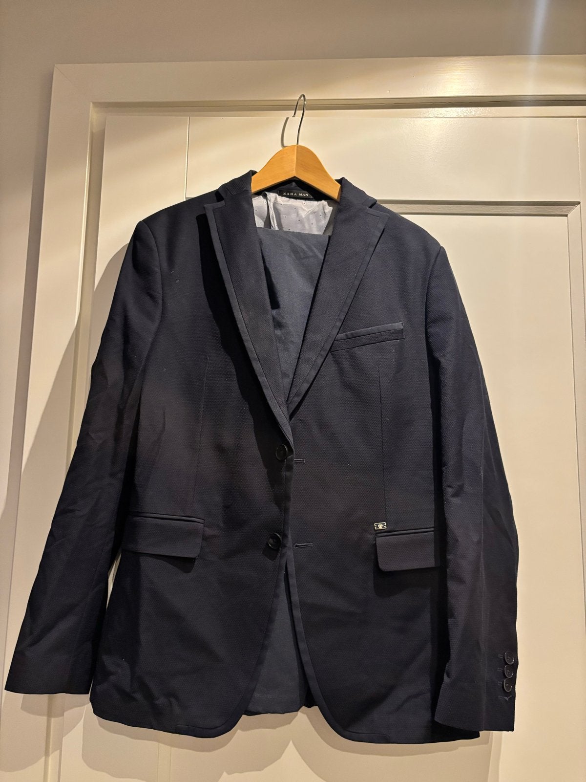Donkerblauw pak Zara Man - eenmalig gedragen, Ophalen, Zo goed als nieuw, Maat 48/50 (M), Blauw