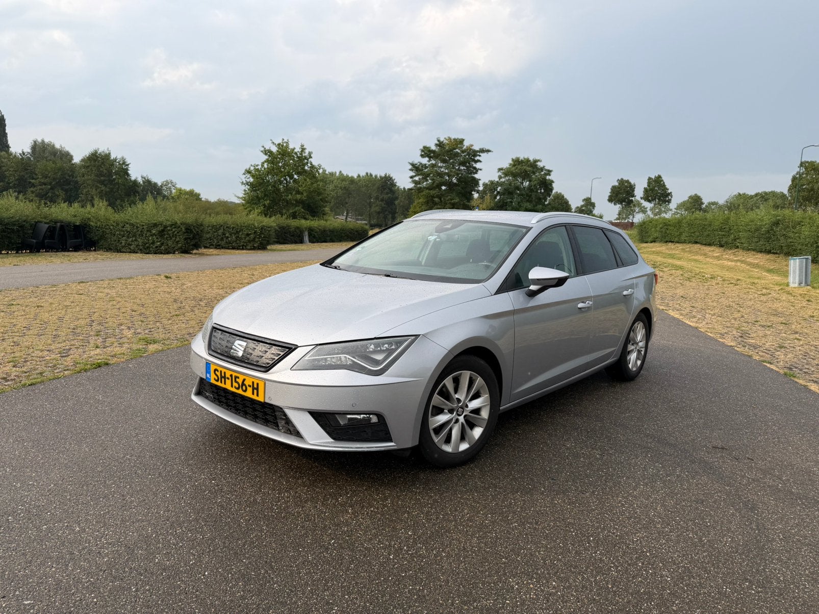 Seat Leon 1.0 Ecotsi 115PK Dsg-7 2018 Grijs, Leon, 620 kg, Origineel Nederlands, Stationwagon