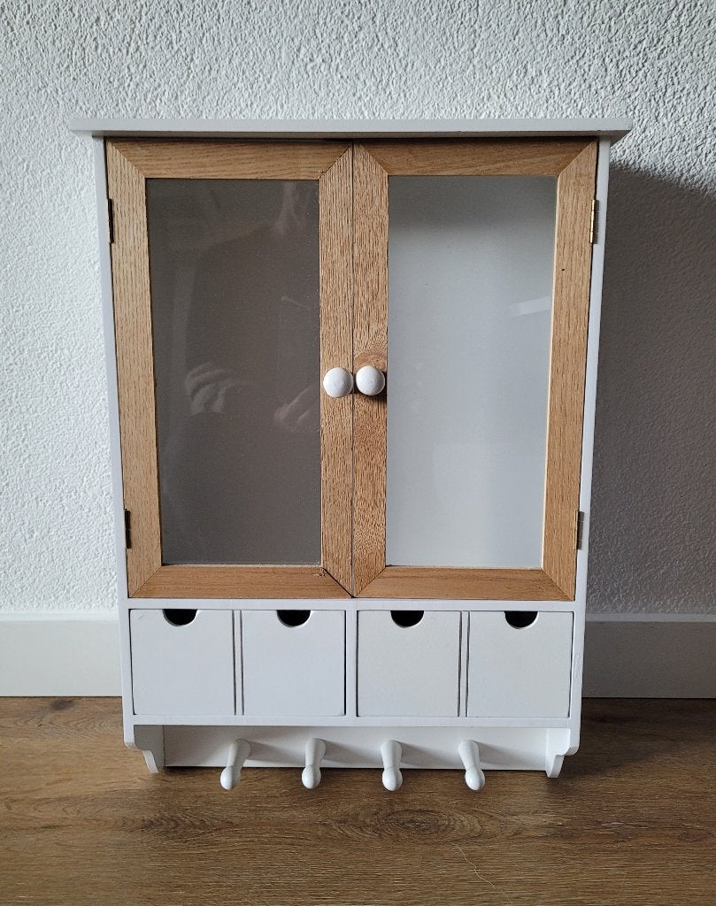 Houten kastje met 2 deurtjes, 4 laadjes en 4 haken, Antiek en Kunst, Ophalen of Verzenden