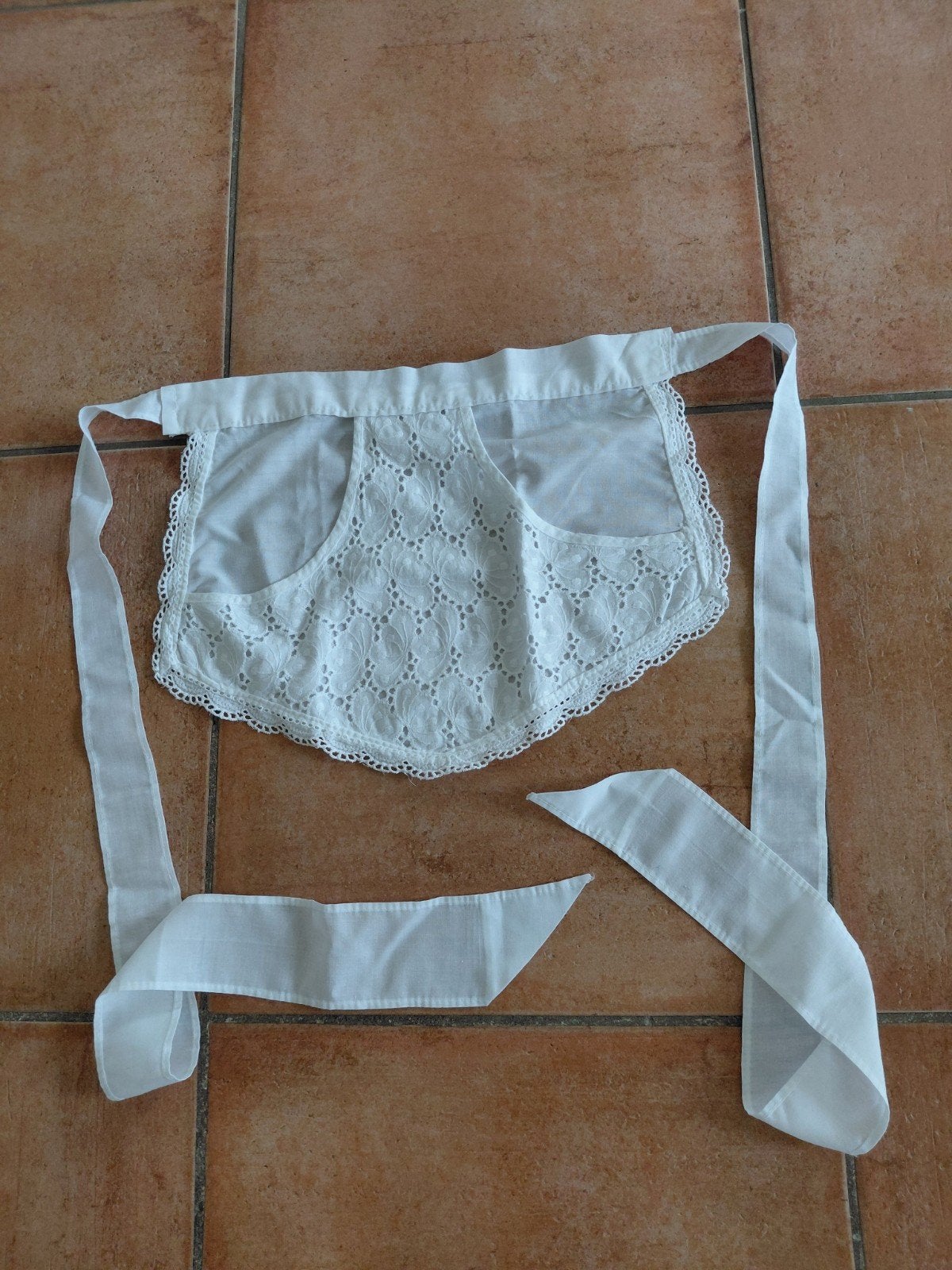 schortje met zakken, € 7,00, Huis en Inrichting, Keuken | Textiel, Wit, Ophalen of Verzenden, Zo goed als nieuw, Schort