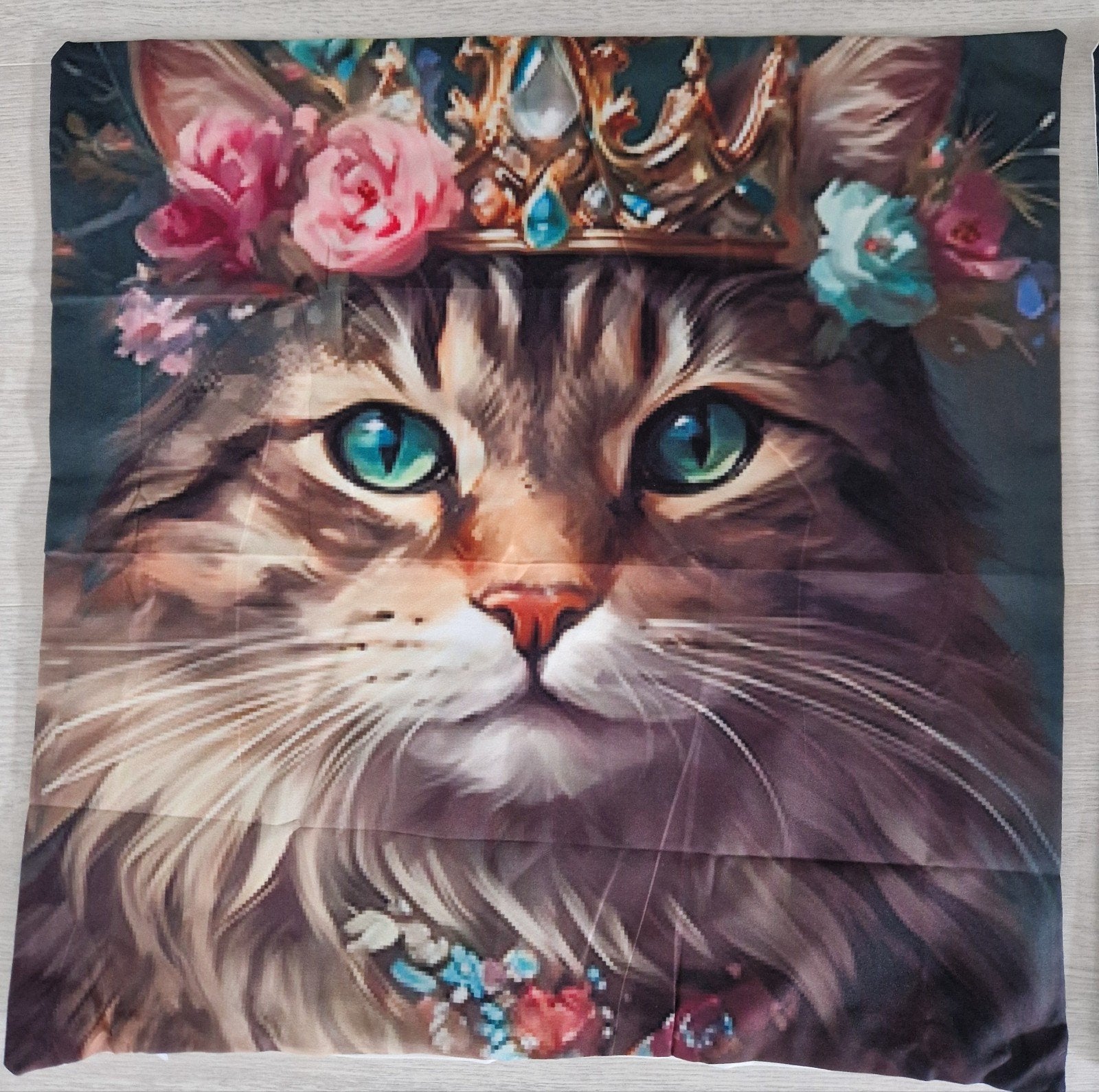 2 X NIEUWE kussenhoes "POES met kroon", Meerkleurig, Nieuw, Ophalen of Verzenden, Vierkant