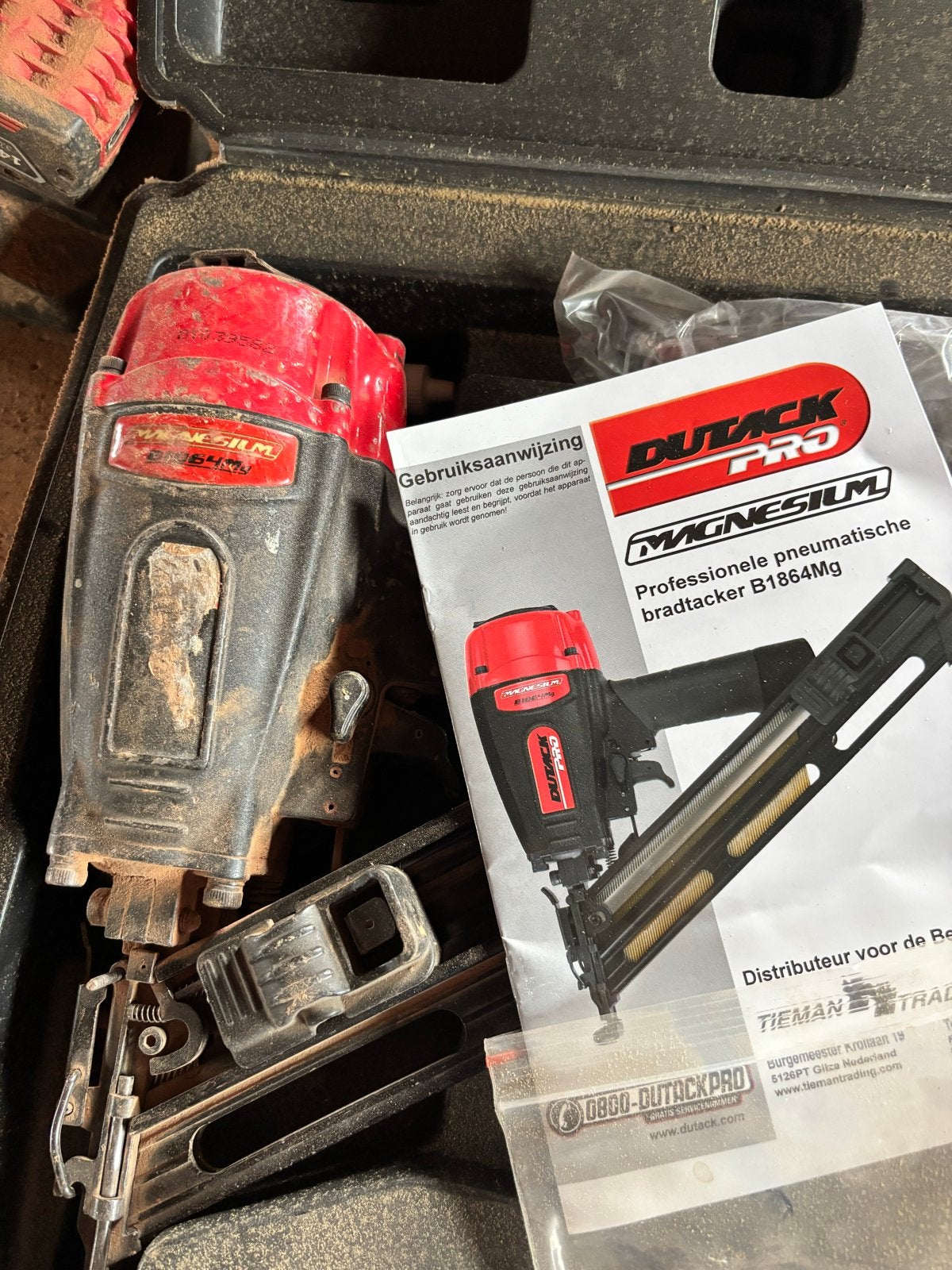 Dutack Pro Magnesium Professionele Pneumatische Bradtacker, Ophalen of Verzenden, Gebruikt, Tacker/nietmachine, Overige merken