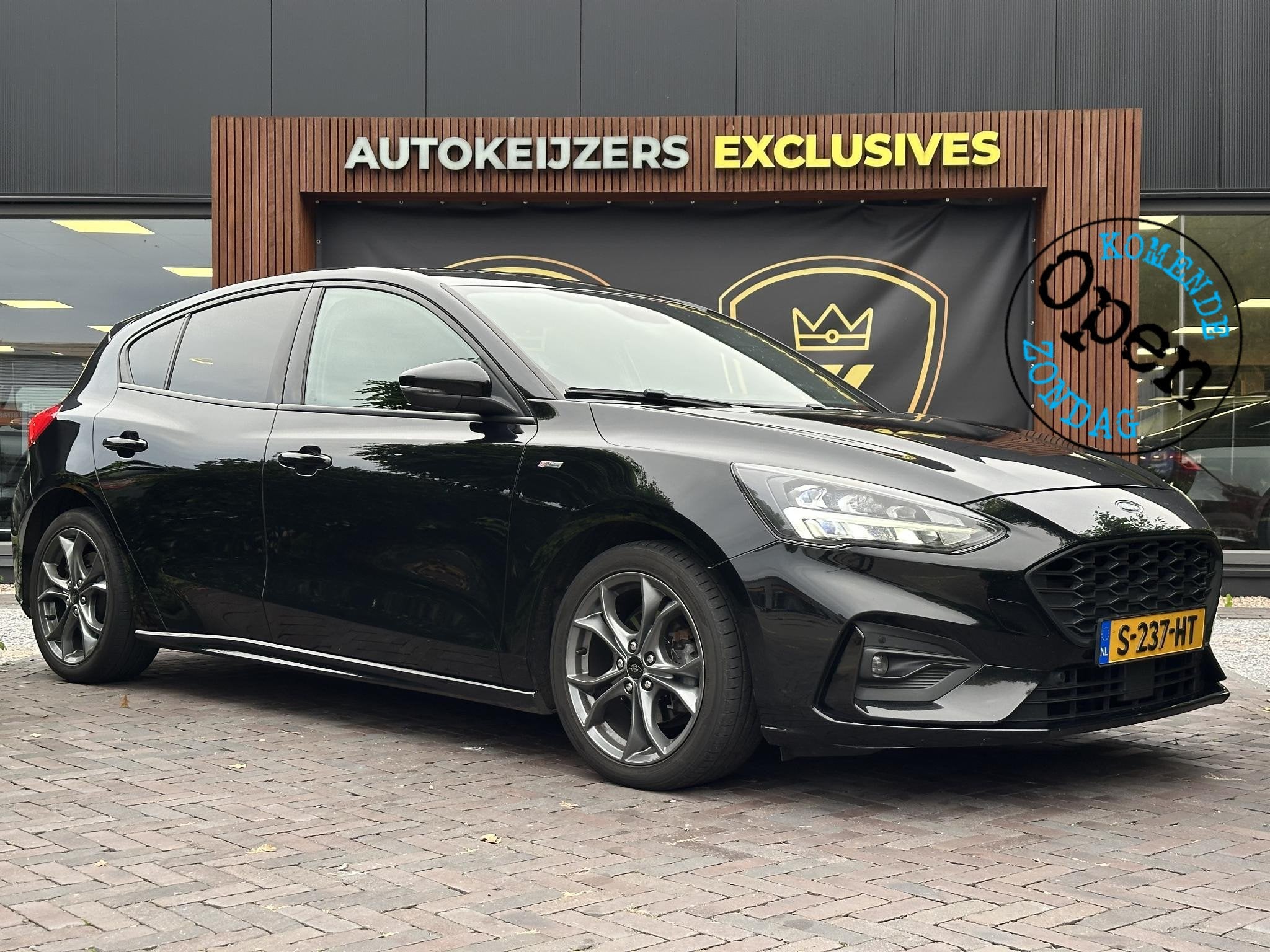Ford Focus 1.5 EcoBoost ST Line Business Pano Navi Automaat, Stof, Euro 6, Zwart, Bedrijf