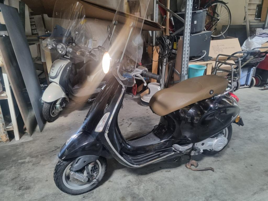 Vespa primavera 2018, Ophalen, Zo goed als nieuw, Benzine, Overige modellen