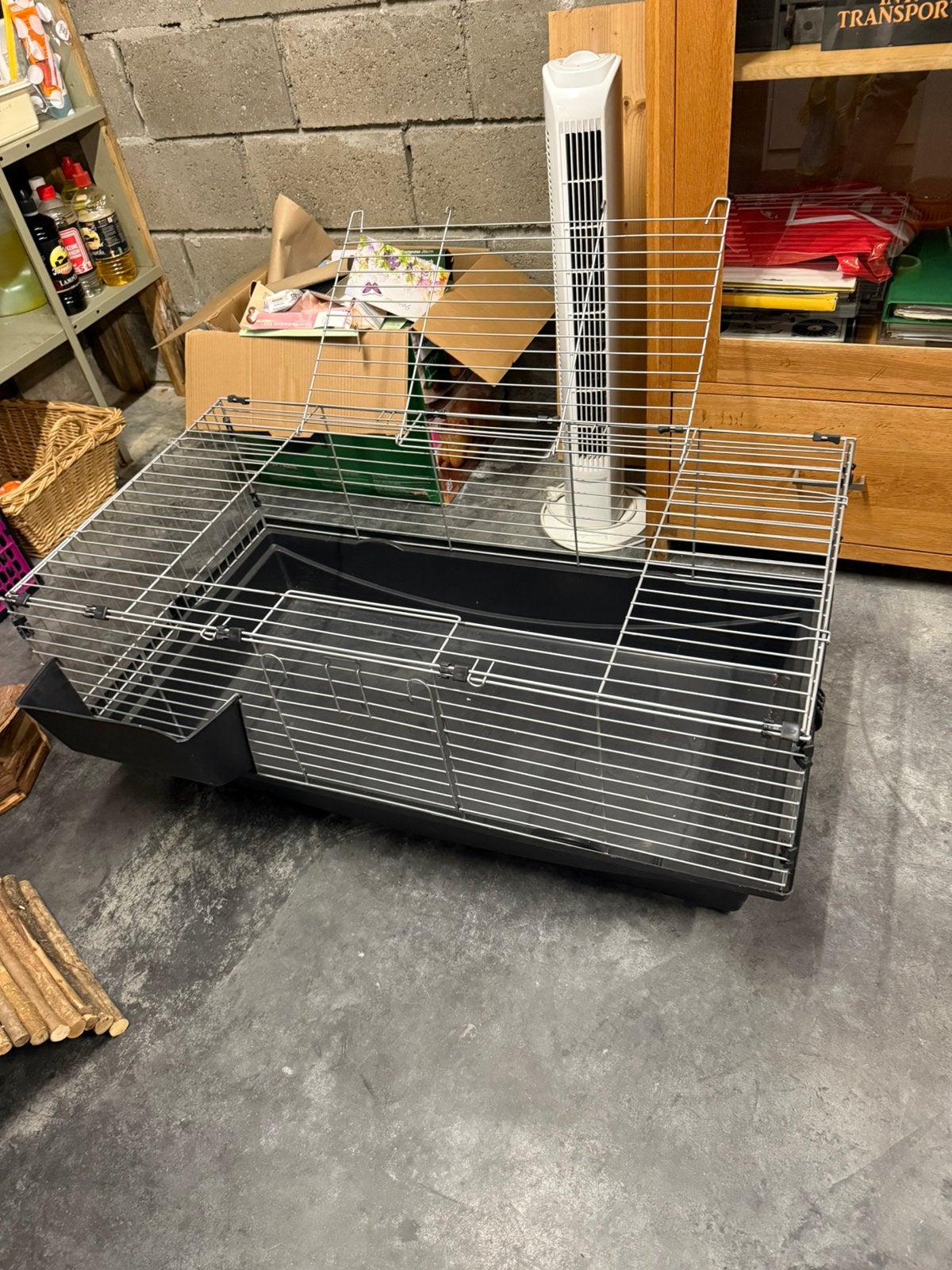 Allerlei spullen voor cavia/konijn/hamster, Ophalen, Zo goed als nieuw