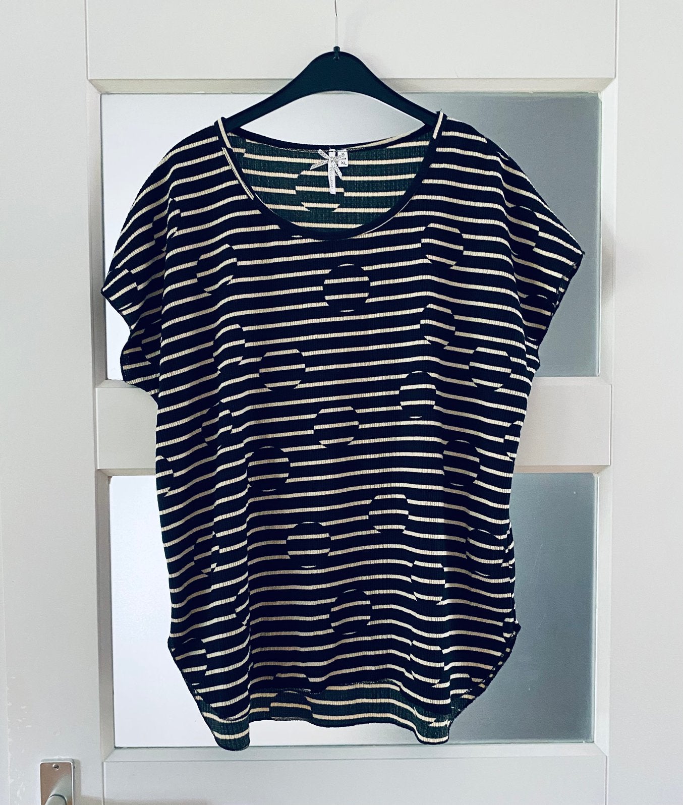 Dreamstar gestreepte top met stippen | Maat XL(42), Dreamstar, Zwart, Maat 42/44 (L), Ophalen of Verzenden