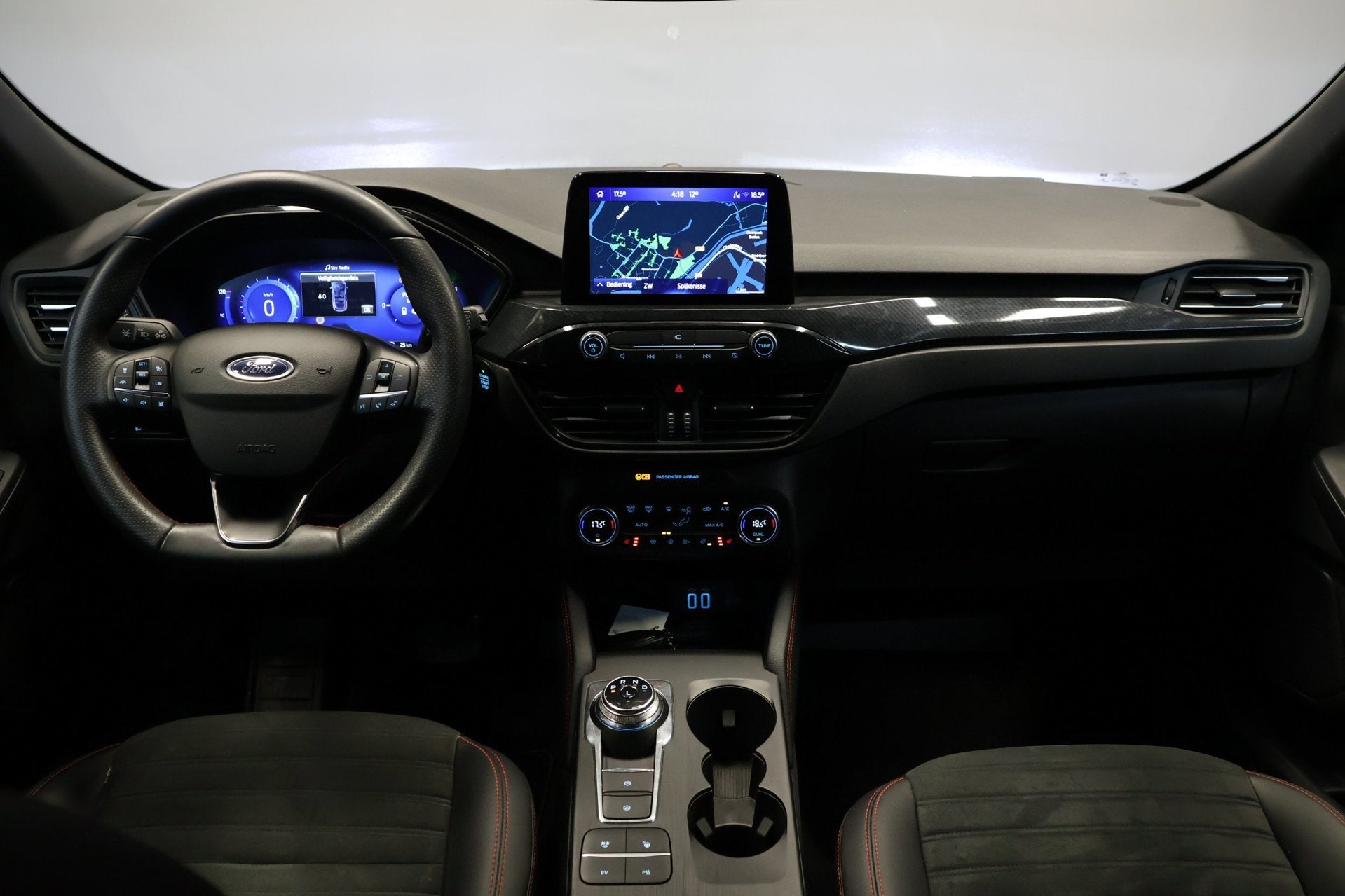 Ford Kuga 2.5 PHEV ST-Line X |Stoel-stuurVerwarm|Carplay|, Auto's, Dealer onderhouden, 14 kWh, Gebruikt, 4 cilinders