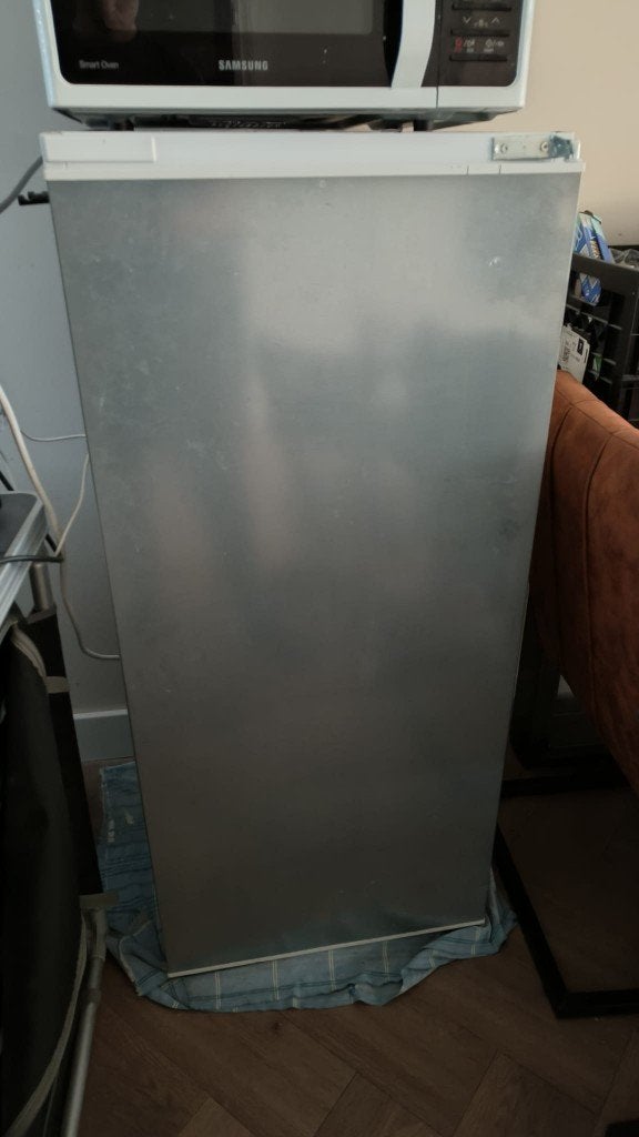 GRATIS: Siemens inbouwkoelkast (KI24LV21FF), Ophalen, 120 tot 140 cm, 200 liter of meer, 45 tot 60 cm