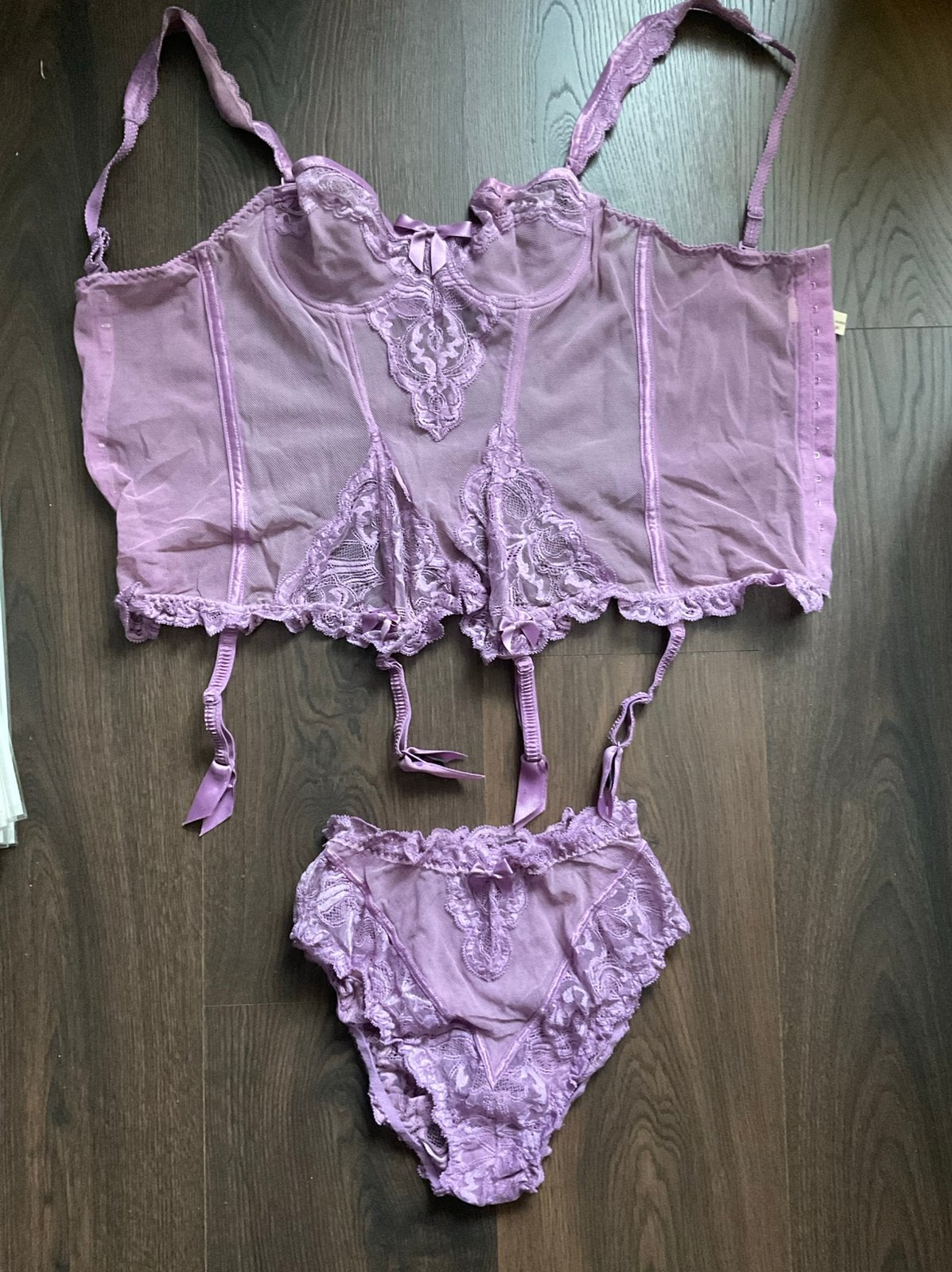Aubade vintage lila setje - 70B / 36, Kleding | Dames, Ophalen of Verzenden, Paars, Setje