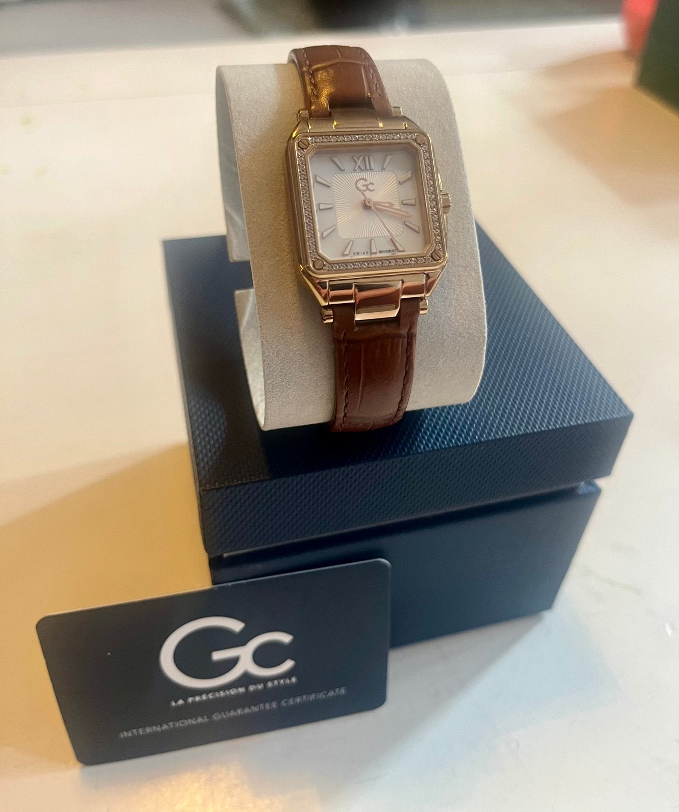 Guess Collection Couture Square dameshorloge, Leer, Guess, Polshorloge, Ophalen of Verzenden