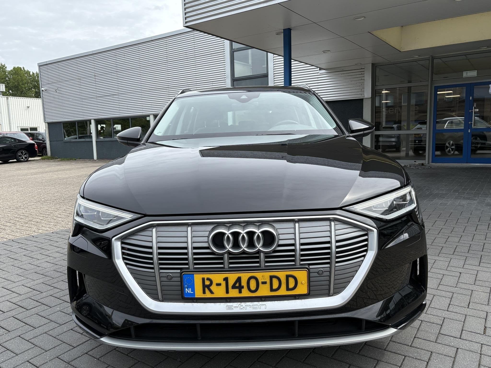 Audi e-tron 55 quattro Advanced edition 95 kWh | SOH 93,6% |, Auto's, Automaat, 131 €/maand, Stof, Zwart