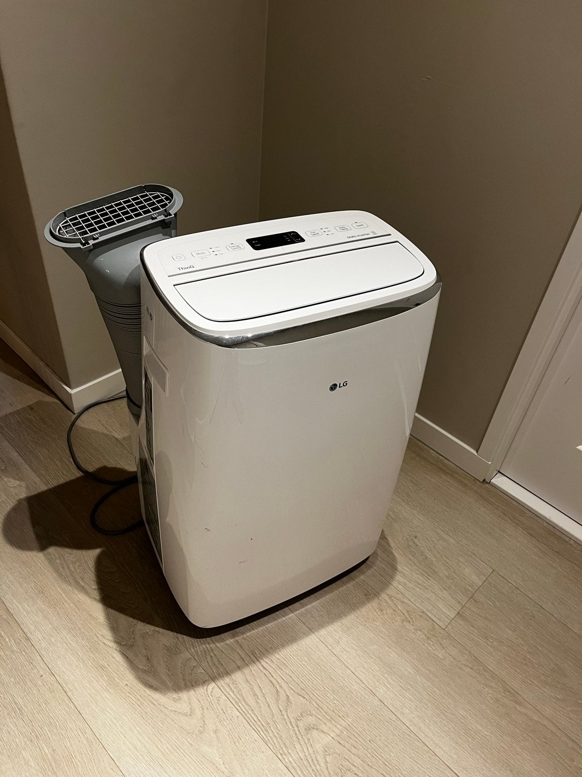 LG PA11WS Mobiele Airco - Koeling voor Thuis, Ophalen, Gebruikt, Minder dan 60 m³, 3 snelheden of meer