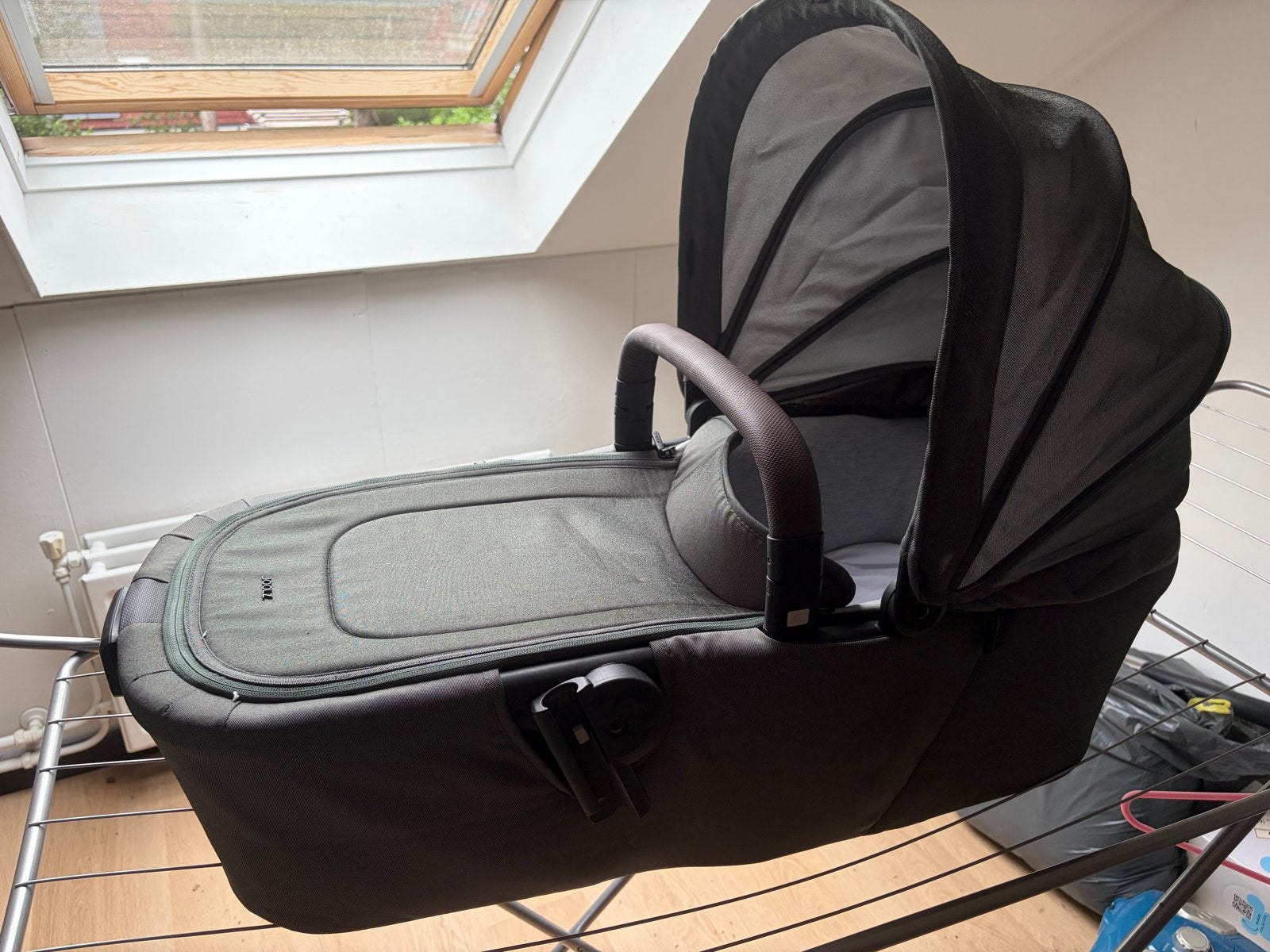 Joolz Aer Reiswieg en maxi cosi adapters, Zo goed als nieuw, Met reiswieg, Ophalen, Kinderwagen