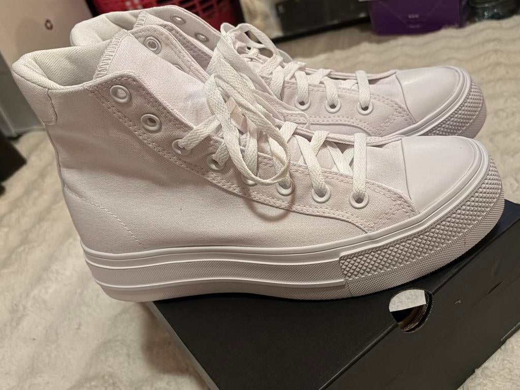Converse chuck taylor, Wit, Nieuw, Ophalen of Verzenden, Sneakers of Gympen