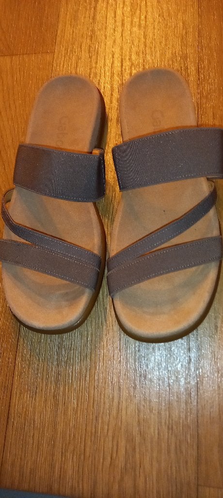 Gabor slippers maat 39., Bruin, Gabor, Ophalen of Verzenden, Sneakers of Gympen
