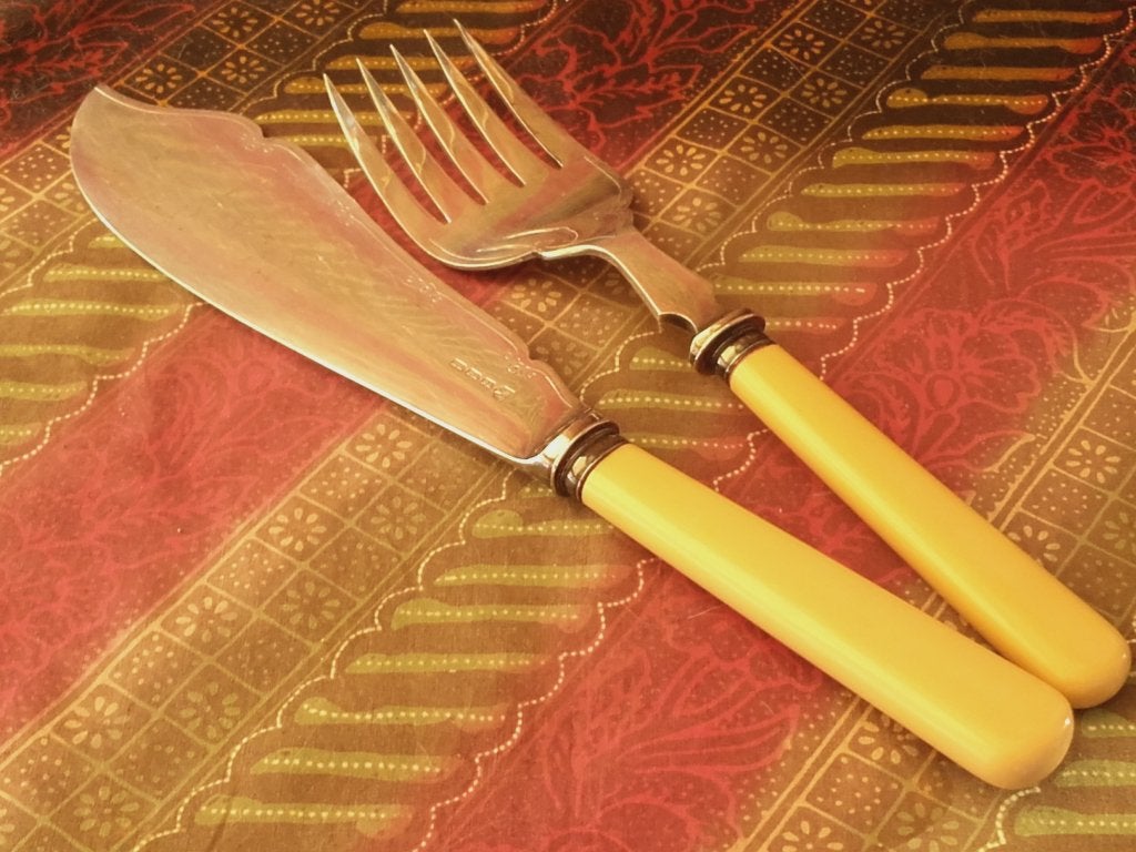 Mooi oud antiek silverplate viscouvert uit Engeland.