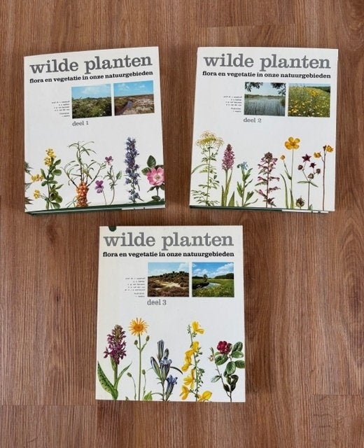 Wilde planten - Flora en vegetatie in onze natuurgebieden 3x, Boeken, Bloemen, Planten en Bomen, V. Westhoff en R. Westra, Ophalen of Verzenden