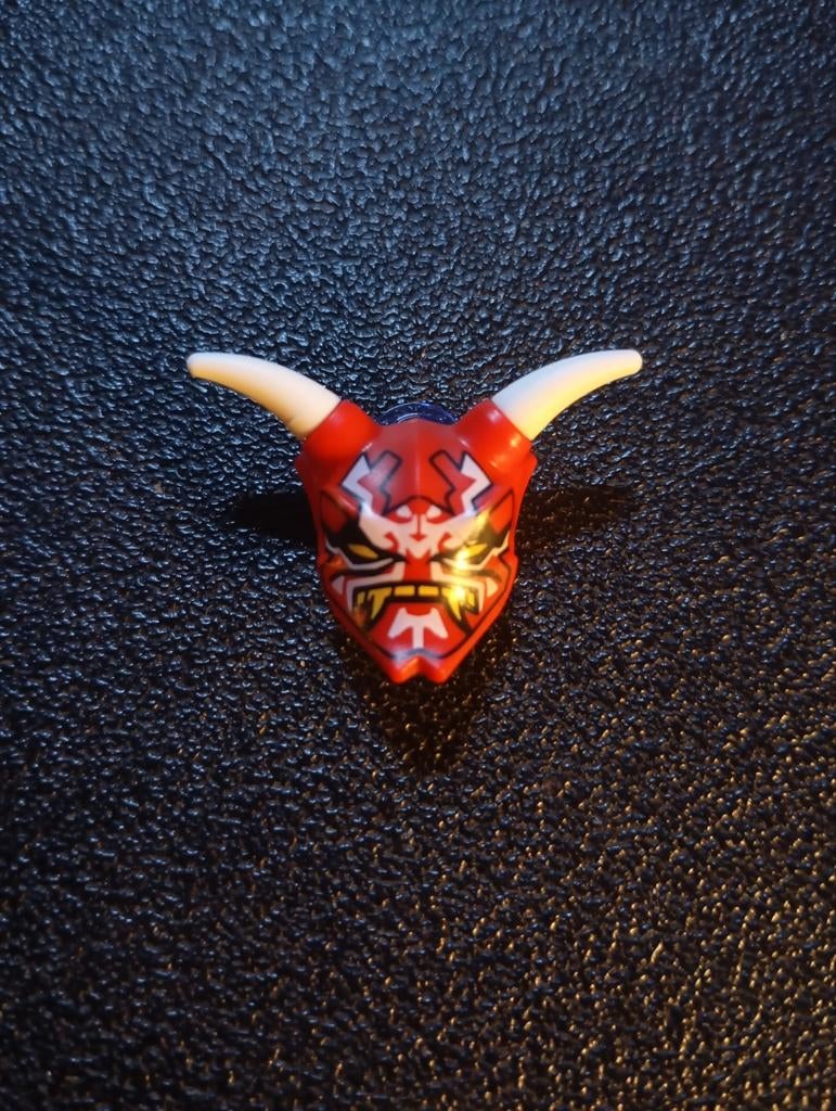 Lego Ninjago Oni Masker Vengeance Pattern, Ophalen, Zo goed als nieuw