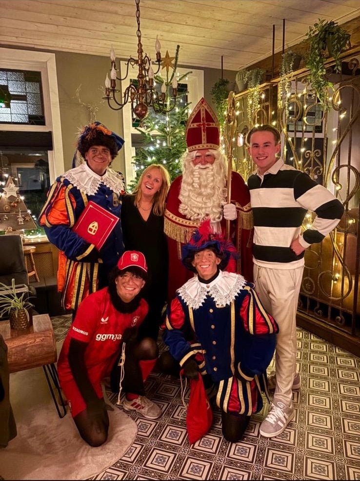 Huisbezoeken Sinterklaas en/of Pieten, Diversen, Ophalen