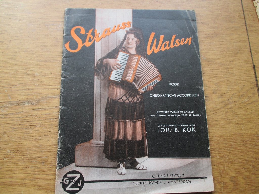 Strauss walsen - voor accordeon/keyboard, Gebruikt, Les of Cursus, Ophalen of Verzenden, Populair